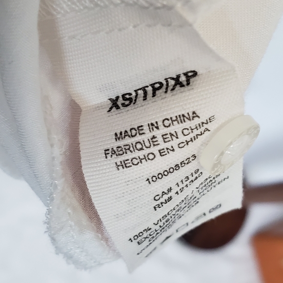 White Garage Lace Short Romper - Size XS (NWOT) - Picture 8 of 8